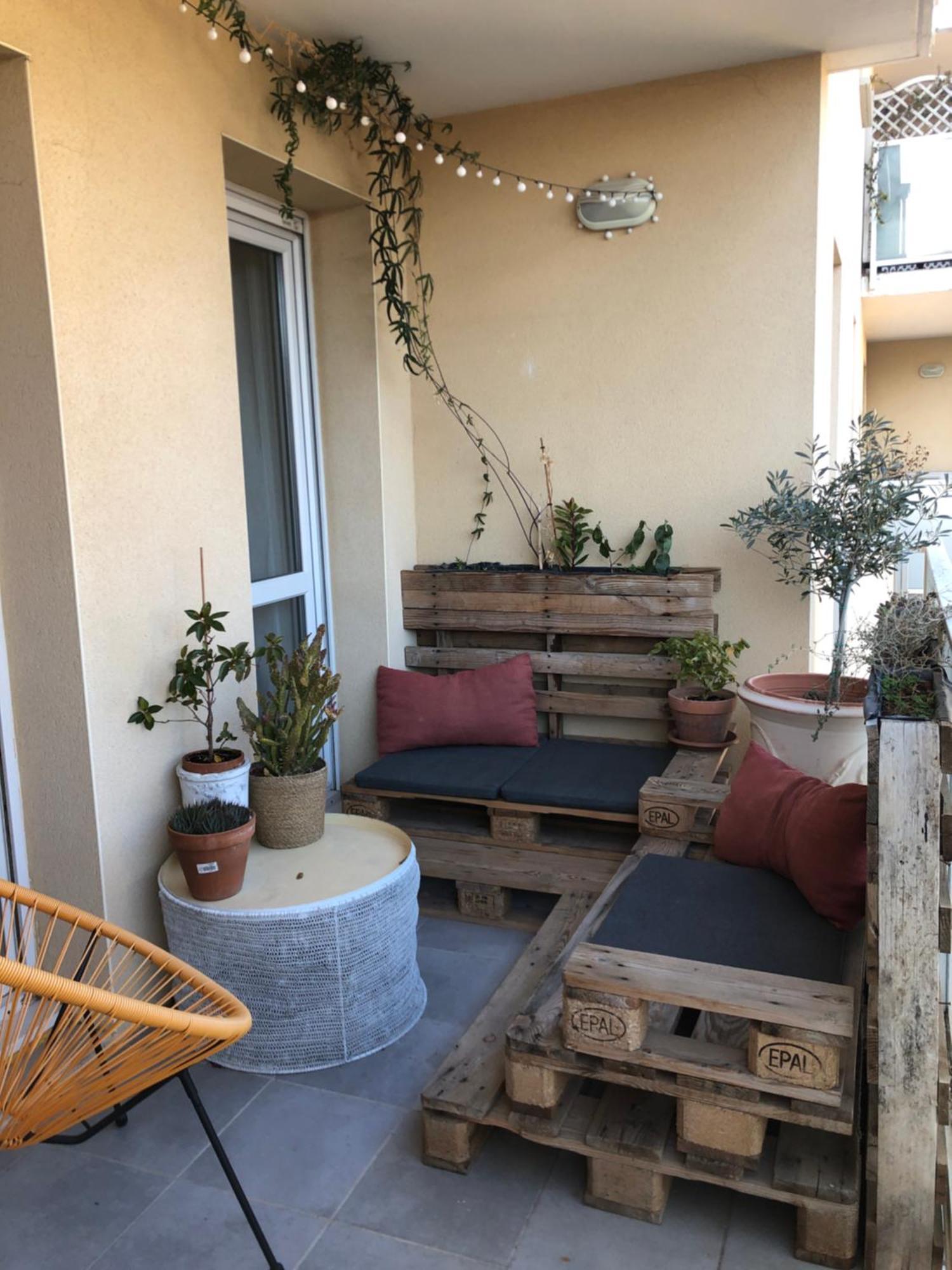 نيم Bel Appartement Nimois Au Calme Avec Balcon المظهر الخارجي الصورة